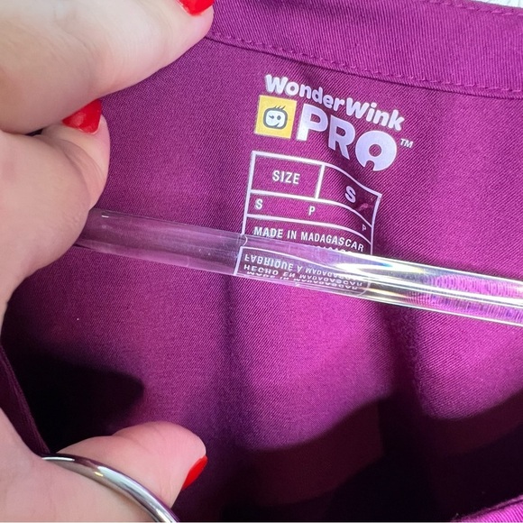 Wonder Wink Pro Maroon/Burgundy Scrubs Top + Bottom Included - Picture 12 of 15